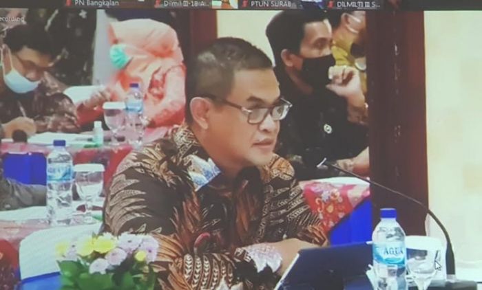 Komisi III DPR RI Apresiasi Inovasi Ketua Pengadilan Tinggi Surabaya, Herri Swantoro Komisi III DPR RI Apresiasi Inovasi Ketua Pengadilan Tinggi Surabaya, Herri Swantoro