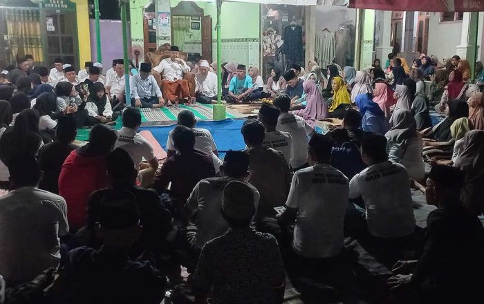 Kampanye ke Ngoro, Gus Barra-Kiai Asep Beber Program Demi Wujudkan Mojokerto, Maju, Adil, dan Makmur Kampanye ke Ngoro, Gus Barra-Kiai Asep Beber Program Demi Wujudkan Mojokerto, Maju, Adil, dan Makmur