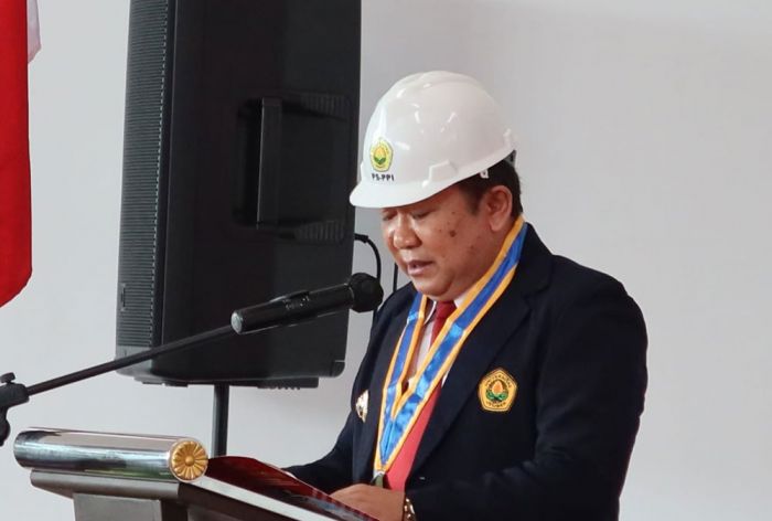 Resmi Sandang Gelar Insinyur, Ini Pesan Bupati Jember Resmi Sandang Gelar Insinyur, Ini Pesan Bupati Jember
