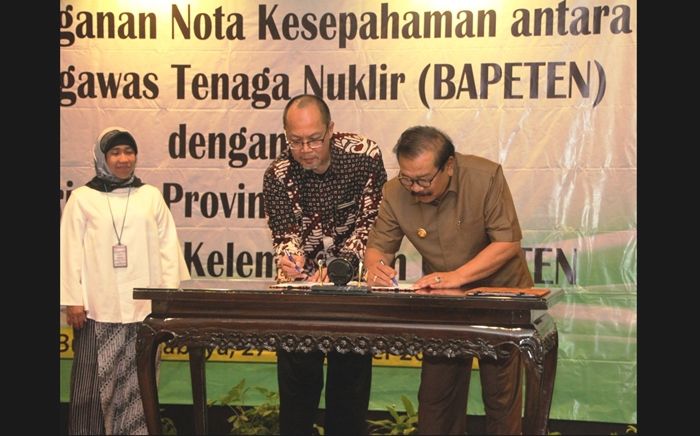 Lindungi Masyarakat dari Bahaya Nuklir, Pemprov Jatim MoU dengan Bapeten