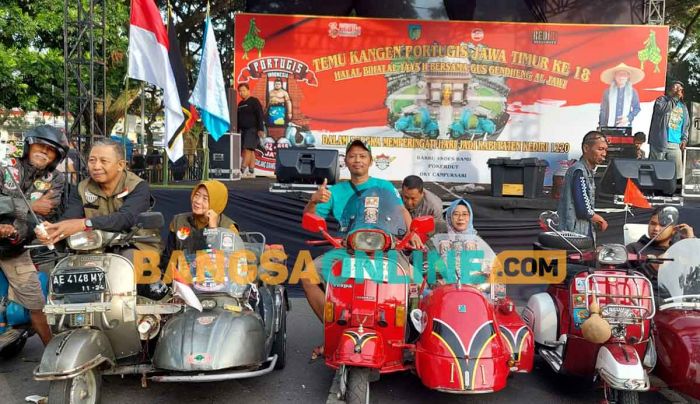 Pecinta Vespa Kumpul di SLG Kediri 