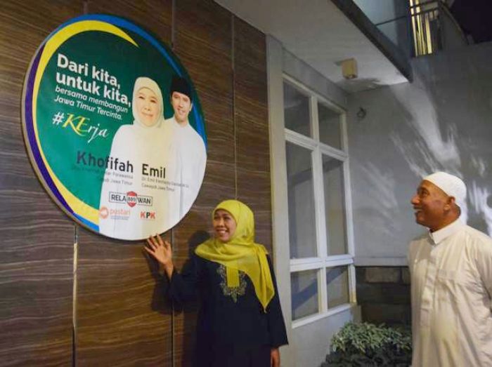 Khofifah-Emil Dirikan Posko Kerja Khofifah-Emil Dirikan Posko Kerja