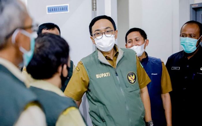 Sidak ke Kantor DPRKP, Bupati Pamekasan Motivasi ASN agar Bekerja Sesuai Target Sidak ke Kantor DPRKP, Bupati Pamekasan Motivasi ASN agar Bekerja Sesuai Target