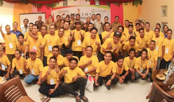 Buka Latihan 3 in 1, Wawali Pasuruan Berharap Ada Kerja Sama Lebih Lanjut di Bidang Usaha Mebel Buka Latihan 3 in 1, Wawali Pasuruan Berharap Ada Kerja Sama Lebih Lanjut di Bidang Usaha Mebel