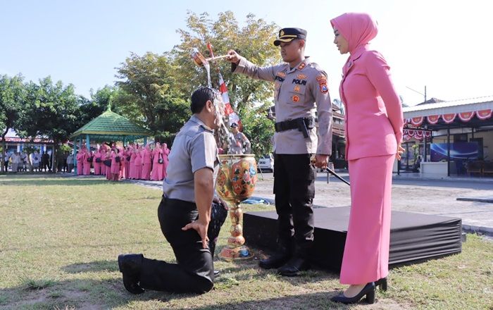 Peringatan Hari Bhayangkara ke-76, Kapolres Madiun Berikan Kenaikan Pangkat ke Sejumlah Anggota