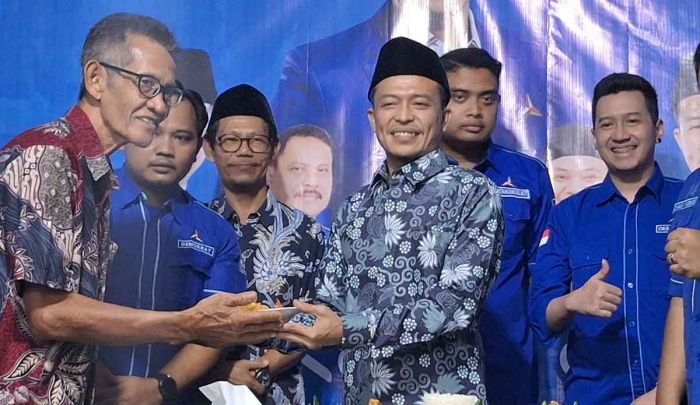 Demokrat Sidoarjo Serukan Fokus Pembangunan di Tengah Isu Ketidakharmonisan Pimpinan Daerah Demokrat Sidoarjo Serukan Fokus Pembangunan di Tengah Isu Ketidakharmonisan Pimpinan Daerah