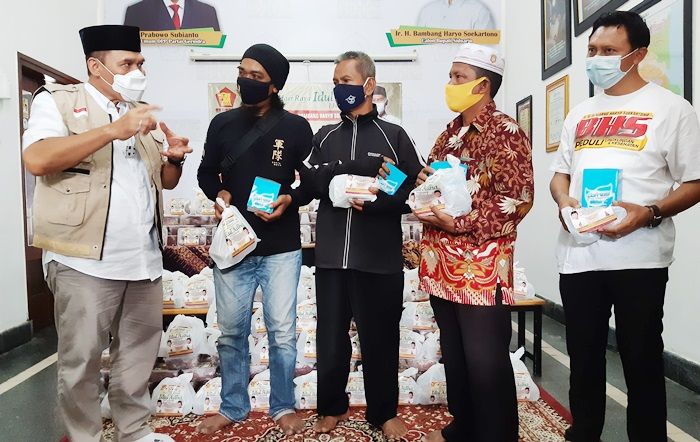 BHS Bagikan Puluhan Ribu Paket Daging Kurban untuk Warga Terdampak Covid-19 BHS Bagikan Puluhan Ribu Paket Daging Kurban untuk Warga Terdampak Covid-19