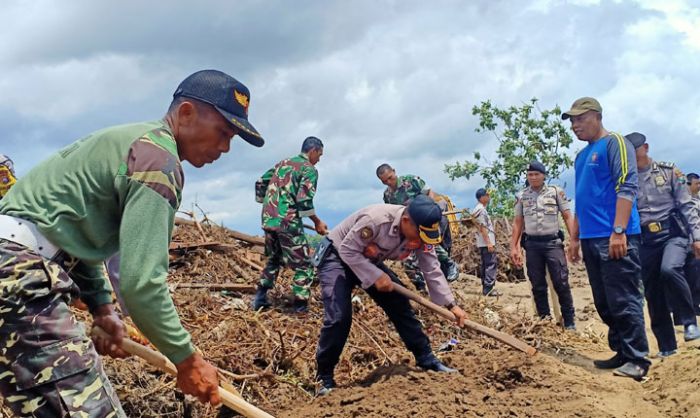 Lokasi Proyek Normalisasi Sungai Unut Tersumbat Sampah, Polisi Turun Tangan