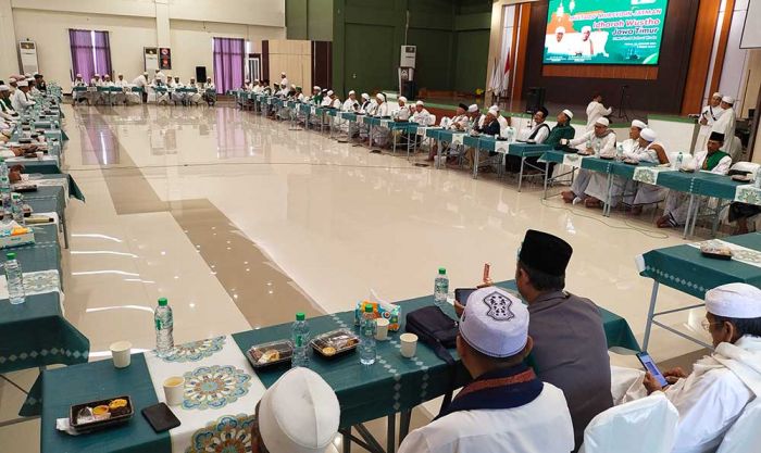 Pimpinan Thoriqoh di Jatim Berdoa Demi Terwujudnya Pilpres 2024 Damai Pimpinan Thoriqoh di Jatim Berdoa Demi Terwujudnya Pilpres 2024 Damai