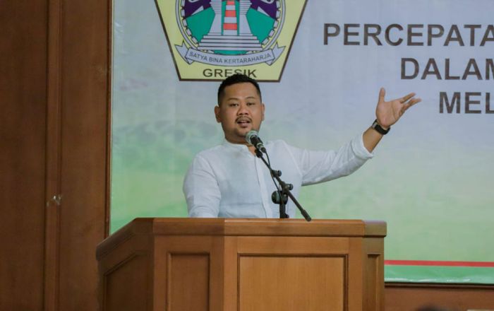 Bupati Gresik Ajak Pelaku UMKM Manfaatkan e-Katalog untuk Kembangkan Usaha Bupati Gresik Ajak Pelaku UMKM Manfaatkan e-Katalog untuk Kembangkan Usaha