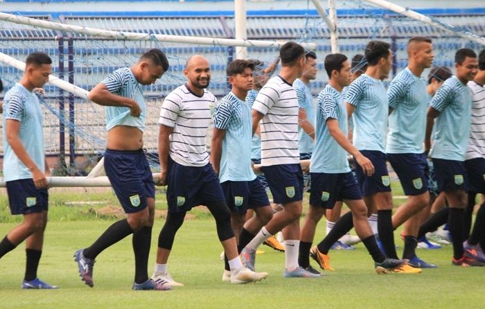 Fokus Bisnis dan Jaga Mertua, Alfonsius Resmi Mundur dari Persela Fokus Bisnis dan Jaga Mertua, Alfonsius Resmi Mundur dari Persela