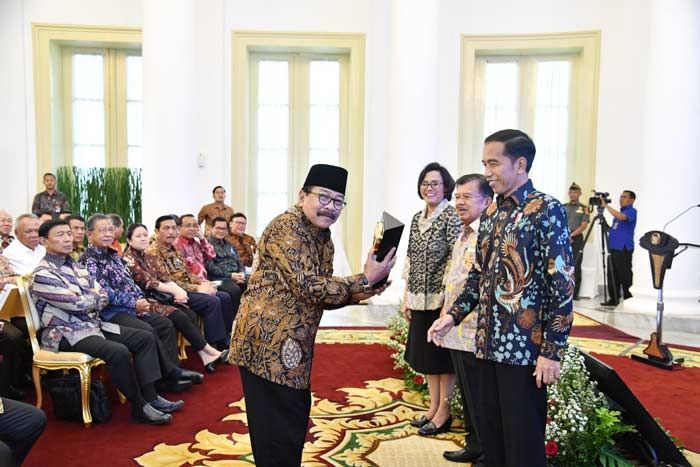 Jatim Borong 3 Penghargaan Dana Rakca Jatim Borong 3 Penghargaan Dana Rakca