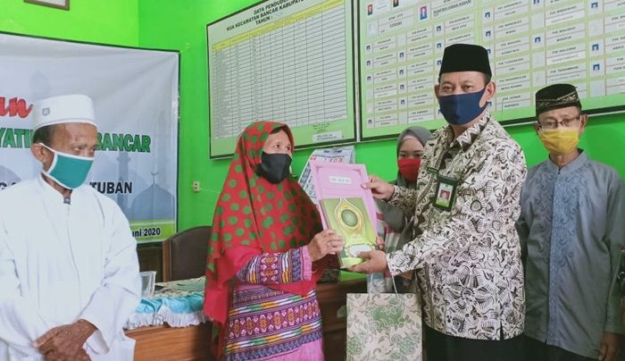 ​Masa Corona, Mualaf di Tuban Dapat Pembinaan dan Santunan