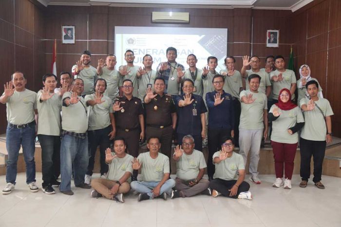 Rayakan HPN bersama PWI Situbondo, Kejari Minta Wartawan Publikasi Proyek yang Mangkrak Rayakan HPN bersama PWI Situbondo, Kejari Minta Wartawan Publikasi Proyek yang Mangkrak