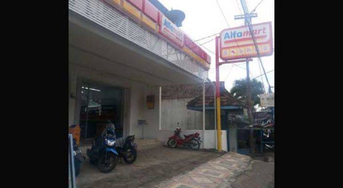 Minimarket Menjamur di Kota Batu, Pedagang Kecil Kelimpungan, Anggota Dewan Diduga Ikut Minimarket Menjamur di Kota Batu, Pedagang Kecil Kelimpungan, Anggota Dewan Diduga Ikut