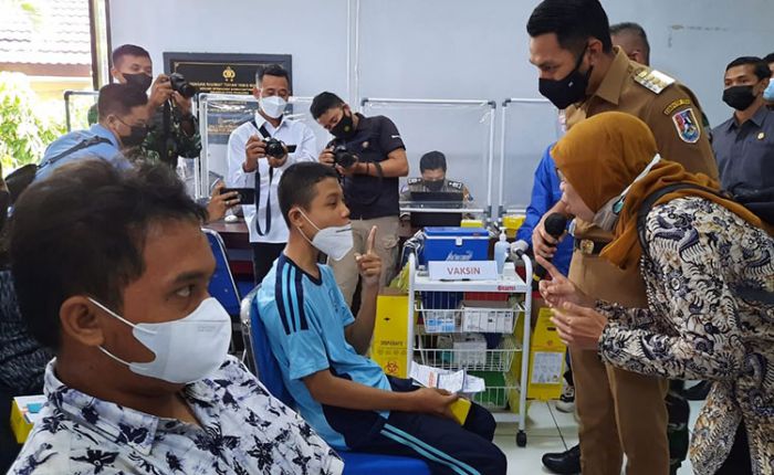 Songsong HUT Ke-76 RI, Polres Tuban Gelar Vaksinasi untuk Difabel