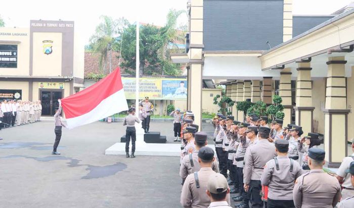 Kapolres Kediri Kota Pimpin Upacara Hari Kesadaran Nasional Kapolres Kediri Kota Pimpin Upacara Hari Kesadaran Nasional