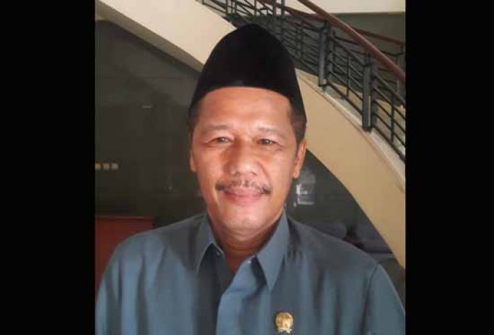 Lanjutkan Penggunaan Hak Interpelasi, Komisi A DPRD Gresik Tunggu Konsultasi dengan Menpan-RB Lanjutkan Penggunaan Hak Interpelasi, Komisi A DPRD Gresik Tunggu Konsultasi dengan Menpan-RB