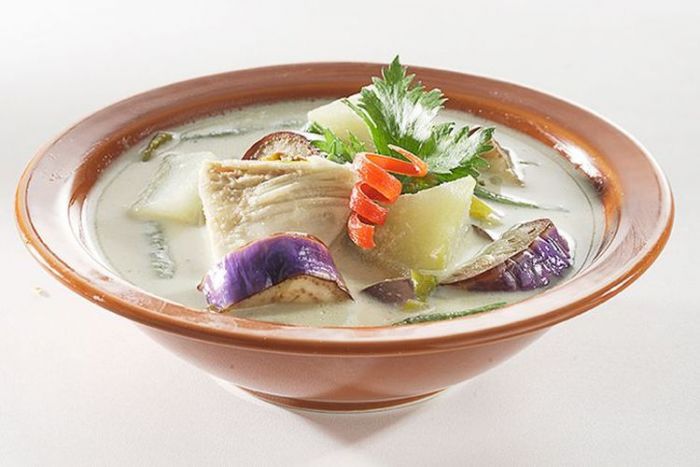 Pelengkap Lontong Cap Go Meh, Simak Resep Lodeh Terung Pelengkap Lontong Cap Go Meh, Simak Resep Lodeh Terung