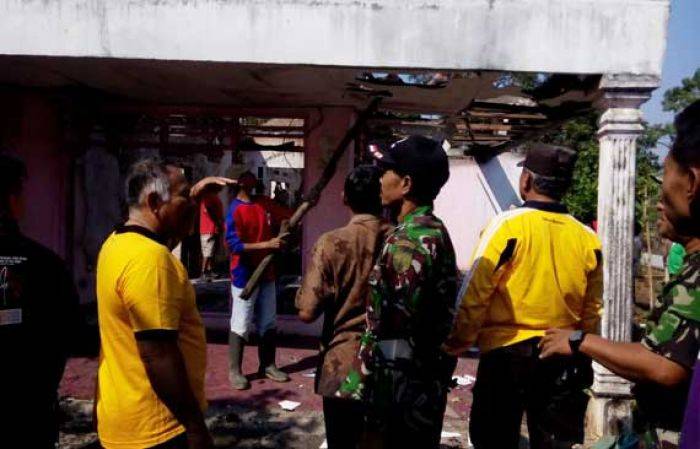 Kebakaran di Wonosalam Jombang, Satu Rumah Ludes Dilalap Api Kebakaran di Wonosalam Jombang, Satu Rumah Ludes Dilalap Api