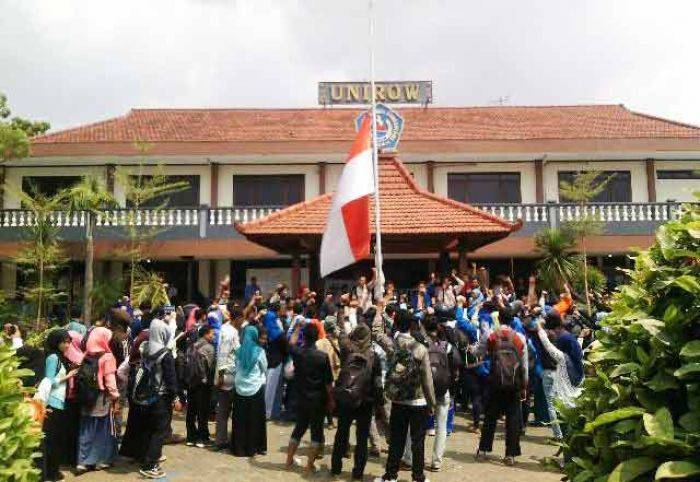 Lagi, Mahasiswa Unirow Demo Rektorat Lagi, Mahasiswa Unirow Demo Rektorat