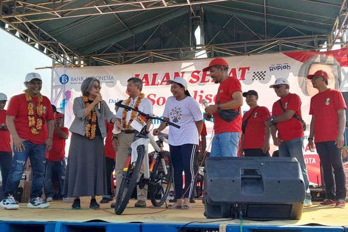 Bersama Bank Indonesia, Indah Kurnia Ajak Warga Cinta dan Bangga Terhadap Rupiah Bersama Bank Indonesia, Indah Kurnia Ajak Warga Cinta dan Bangga Terhadap Rupiah