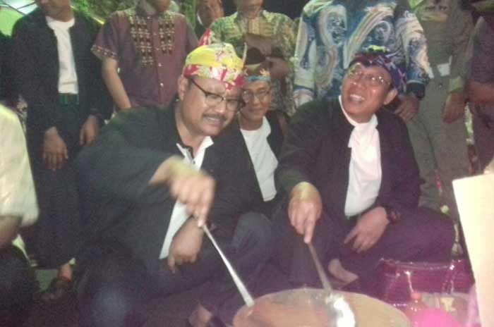 Hadiri Festival Kopi Kayu Mas Juara Dunia, Gus Ipul Dido