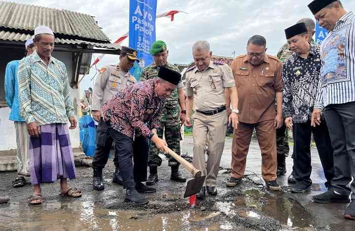 BPN Pasuruan Gelar Pemasangan Patok Batas Bidang Tanah Serempak se-Pasuruan BPN Pasuruan Gelar Pemasangan Patok Batas Bidang Tanah Serempak se-Pasuruan