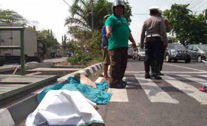 Kecelakaan di Sawotratap Sidoarjo, Mahasiswi Tewas Diseruduk Truk Kecelakaan di Sawotratap Sidoarjo, Mahasiswi Tewas Diseruduk Truk