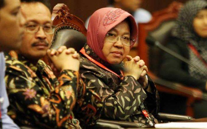 Risma Ngotot Kelola SMA, Ketua MK: Kalau Anda jadi Gubernur? Risma Ngotot Kelola SMA, Ketua MK: Kalau Anda jadi Gubernur?