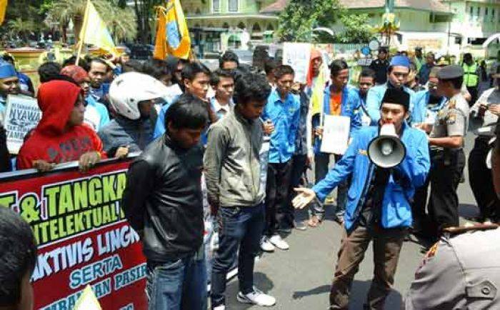 PMII Lumajang: Pembunuhan Salim seperti Pembantaian oleh PKI PMII Lumajang: Pembunuhan Salim seperti Pembantaian oleh PKI