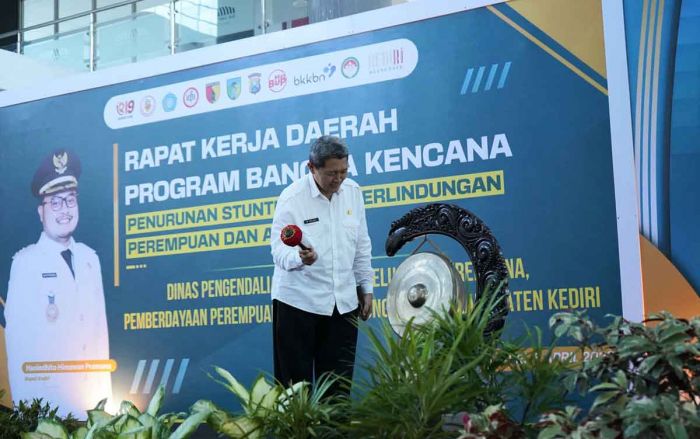 Ini Kunci Sukses Bupati Kediri Turunkan Angka Stunting Ini Kunci Sukses Bupati Kediri Turunkan Angka Stunting