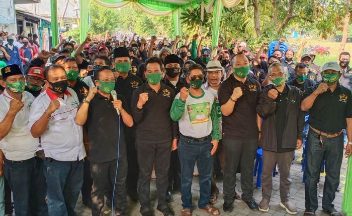 Deklarasi Pasangan QA, RGS Indonesia Optimis Menang Pilbup Gresik 2020 hingga 72 Persen Deklarasi Pasangan QA, RGS Indonesia Optimis Menang Pilbup Gresik 2020 hingga 72 Persen