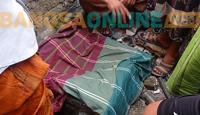 Cerita Keluarga Korban Pembunuhan di Sampang, Tersangka Ingin Memiliki Perhiasan Cerita Keluarga Korban Pembunuhan di Sampang, Tersangka Ingin Memiliki Perhiasan