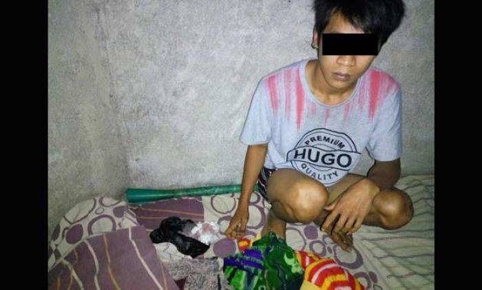 Satreskoba Polres Bondowoso Ringkus Pemuda Pengedar Pil Koplo Satreskoba Polres Bondowoso Ringkus Pemuda Pengedar Pil Koplo