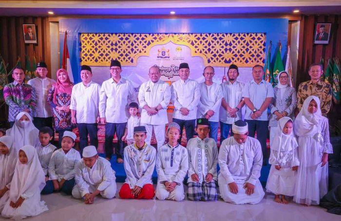 Eri Cahyadi Ajak Anak Yatim Doakan Ning Lia Jadi Senator Eri Cahyadi Ajak Anak Yatim Doakan Ning Lia Jadi Senator