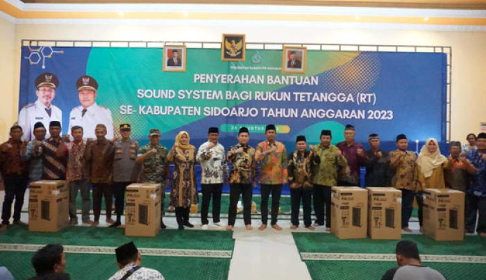Pemkab Bagikan Sound System ke Ribuan RT di Sidoarjo, Gus Muhdlor: Tidak Dijual di Toko Pemkab Bagikan Sound System ke Ribuan RT di Sidoarjo, Gus Muhdlor: Tidak Dijual di Toko