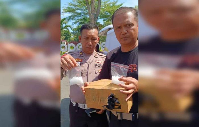 Razia Kendaraan Bermotor di Surabaya, Petugas Gabungan Temukan Sabu Razia Kendaraan Bermotor di Surabaya, Petugas Gabungan Temukan Sabu