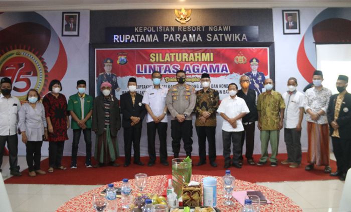 Jelang Nataru, Polres Ngawi Gelar Silaturahim Lintas Agama Jelang Nataru, Polres Ngawi Gelar Silaturahim Lintas Agama