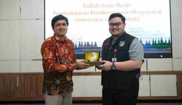 Bupati Kediri Tantang Mahasiswa KKN di Desa Onggoboyo yang Belum Teraliri Listrik