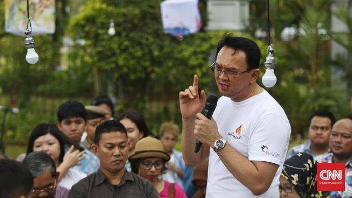 Rilis LSI Hari Ini: Ahok Kalah, Agus-Sylvi 35,1 %, Ahok-Djarot 31,9 % Rilis LSI Hari Ini: Ahok Kalah, Agus-Sylvi 35,1 %, Ahok-Djarot 31,9 %
