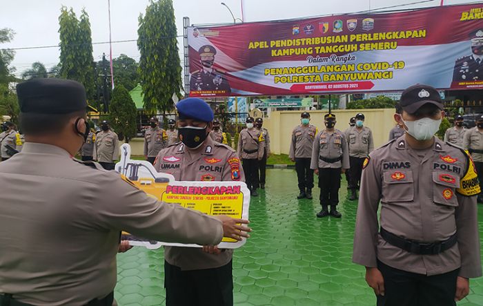 Cegah Penularan Covid-19, Polresta Banyuwangi Distribusikan Alkes dan Logistik ke 184 KTS