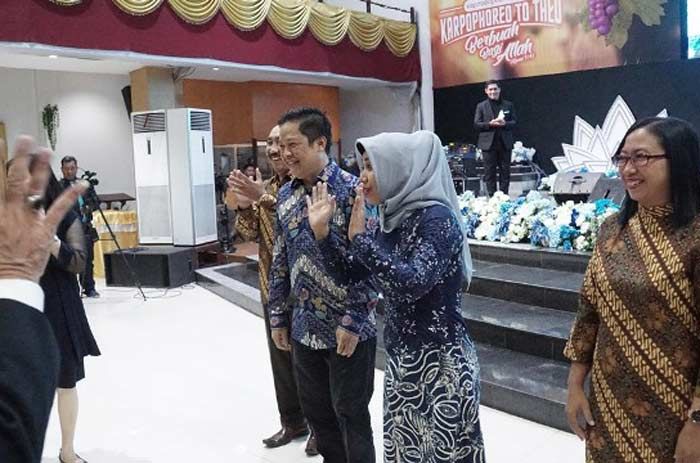 Wali Kota Mojokerto Ning Ita Hadiri Undangan Jemaat Gereja Allah Baik