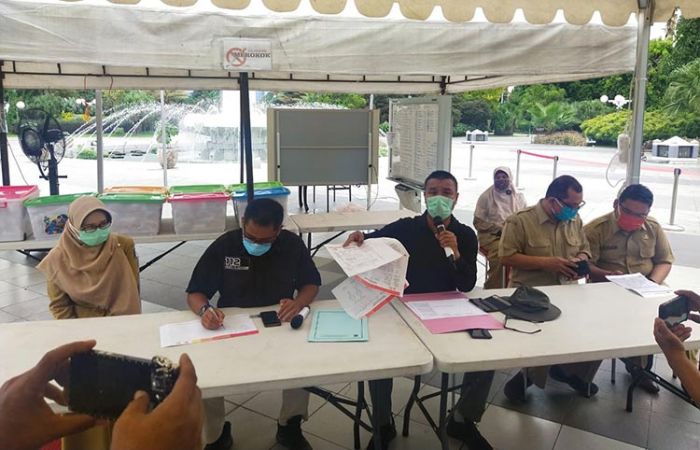 Pemkot Surabaya Bantah Tudingan Telah Telantarkan Pasien di IGD RSUD dr. Soetomo Pemkot Surabaya Bantah Tudingan Telah Telantarkan Pasien di IGD RSUD dr. Soetomo