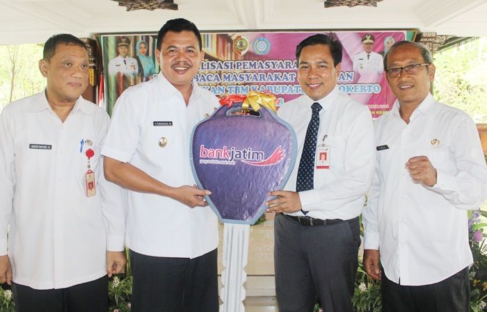 Tingkatkan Minat Baca, Pemkab Mojokerto Sosialisasi Cara Dirikan TBM Tingkatkan Minat Baca, Pemkab Mojokerto Sosialisasi Cara Dirikan TBM