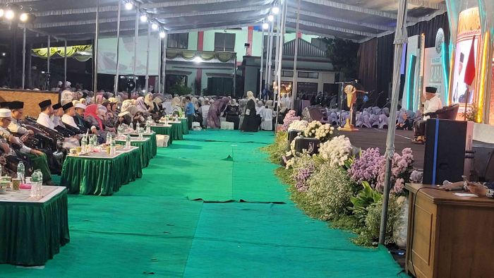 Kiai Wahab Hasbullah Miliki Banyak Julukan, Kiai Asep dalam 2 Abad PP Bahrul Ulum Tambak Beras