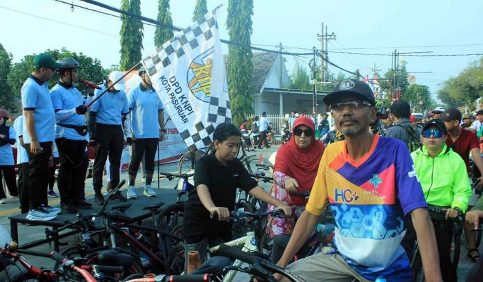 Gowes Kemerdekaan Pemkot Pasuruan dan KNPI Semarakkan HUT ke-80 RI Gowes Kemerdekaan Pemkot Pasuruan dan KNPI Semarakkan HUT ke-80 RI