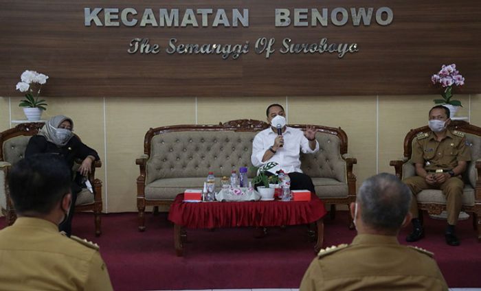 Pemkot Surabaya Siap Tempatkan Staf Dispendukcapil dan Dinsos di Kantor Kelurahan