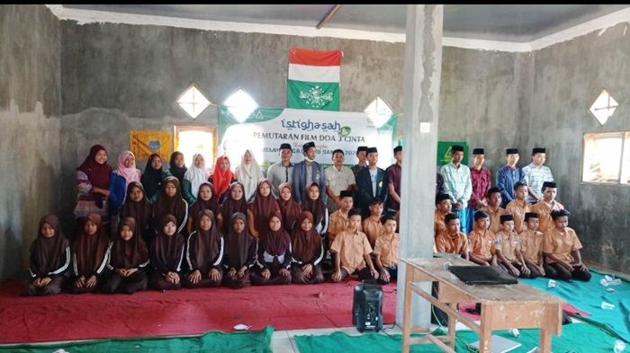 Peringati HSN, PMII dan IPNU-IPPNU Gading Sumenep Ajak Santri Istighatsah dan Nobar Peringati HSN, PMII dan IPNU-IPPNU Gading Sumenep Ajak Santri Istighatsah dan Nobar