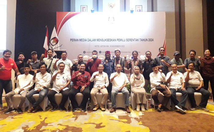 Sinergitas KPU Gresik dan Insan Media Sukseskan Gelaran Pemilu Serentak 2024 Sinergitas KPU Gresik dan Insan Media Sukseskan Gelaran Pemilu Serentak 2024
